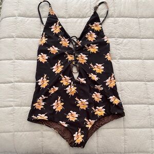 Acacia Kokomo Black Vintage